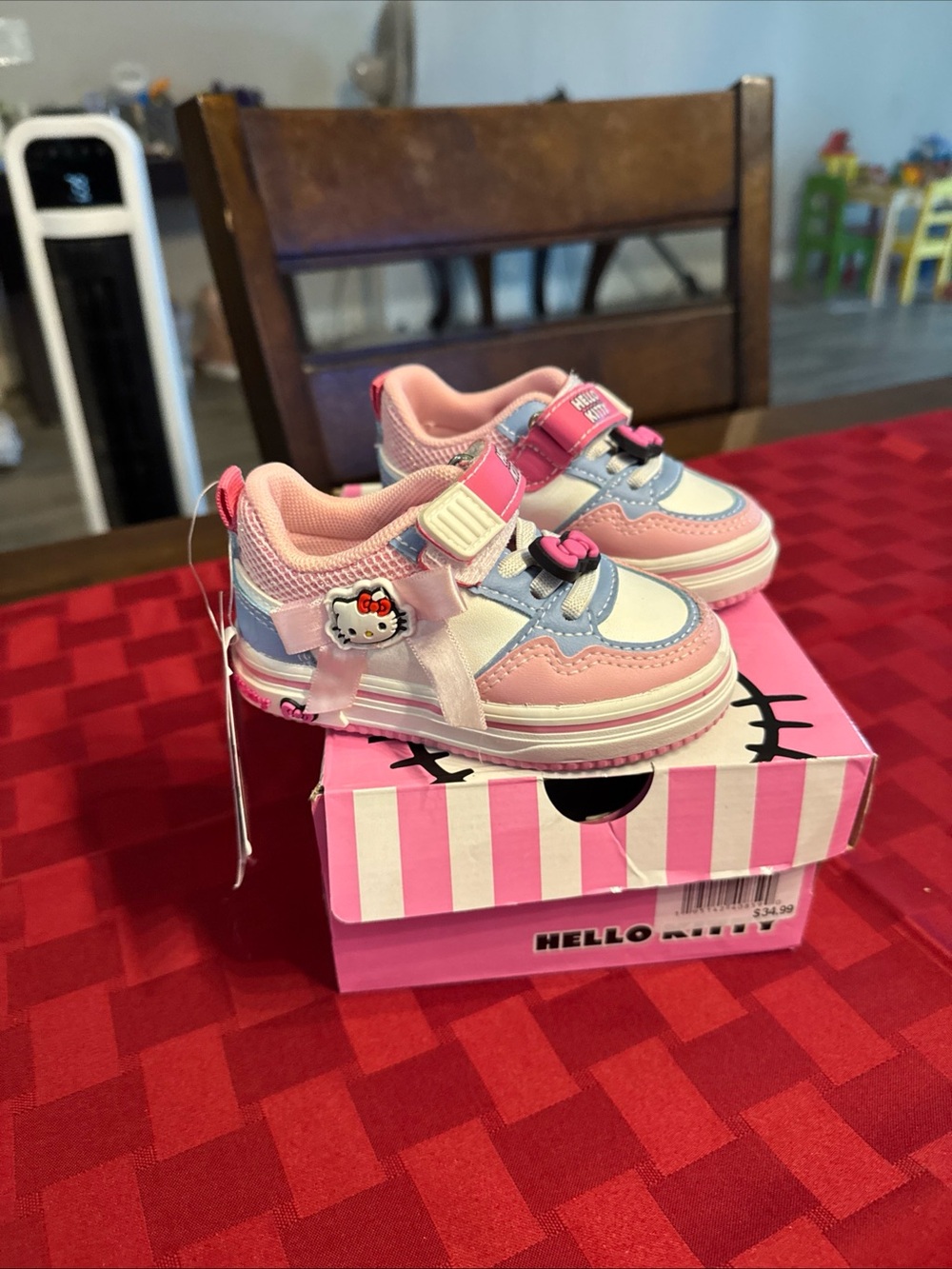 Hello Kitty Pink Girls' Athletic Sneakers